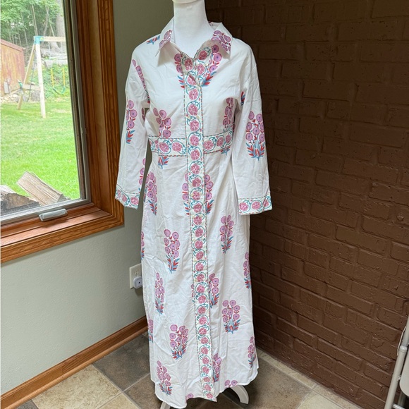embroidered spring dress Ivory Floral Embroidered Sweetheart Neckline Midi Dress
